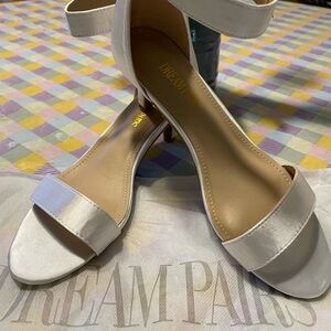 Dream Pairs Women's White satin Heeled Sandals